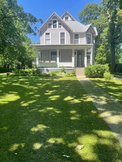 Apartment 19 Century Victorian Des Moines